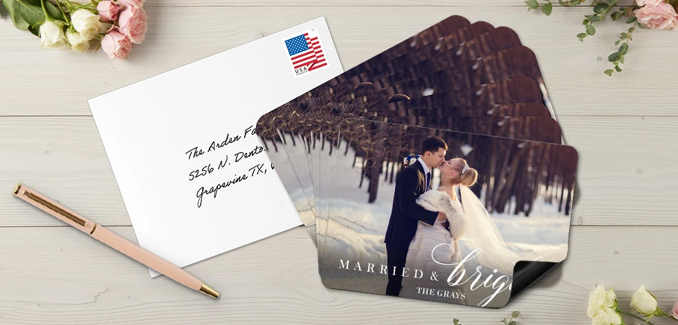 ANNOUNCE YOUR BIG DAY WITH EVENT MAGNET SETS!