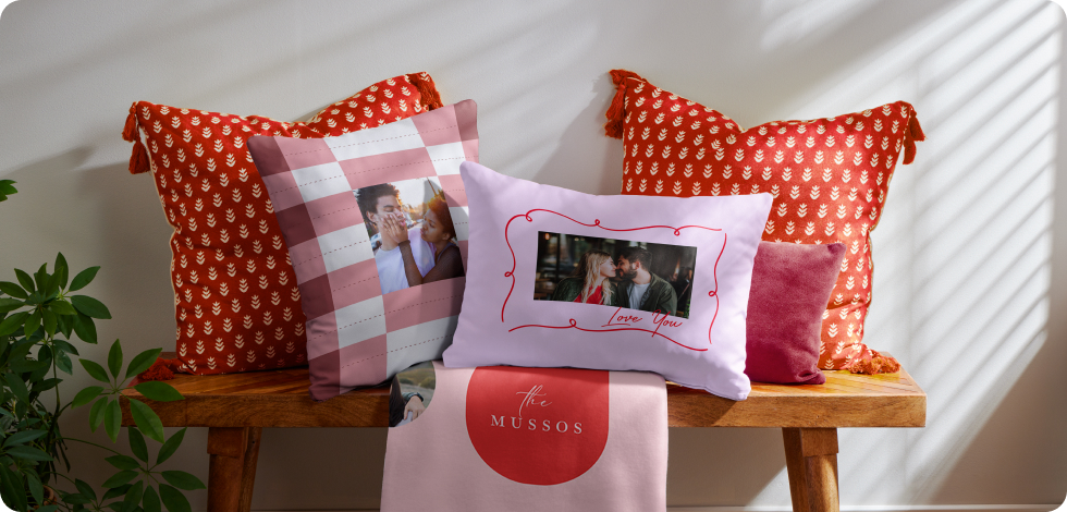 Blankets + pillows
